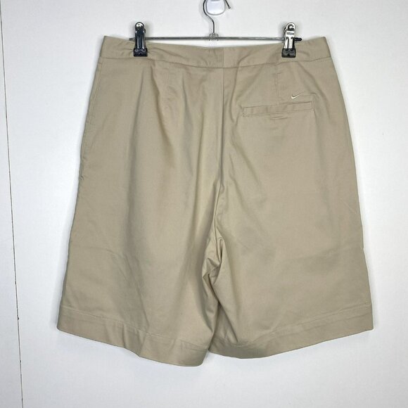 Nike Golf Shorts Womens Size 8 Chino Khaki Beige Flat Front Hi-Rise New NWT - Picture 2 of 6